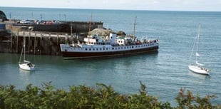 Balmoral steams back to Lydney