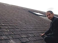 Moonlight raiders swipe lead from historic house
