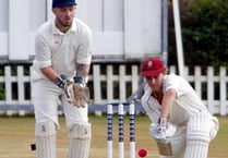 Dominant Lydney lift trophy