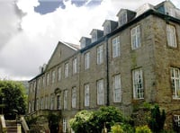Council in plea to  save 1680s house