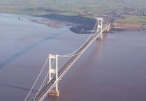 Man arrested after drone stunt shuts Severn Bridge