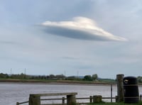 Giant “UFO” cloud spotted in sky over River Severn