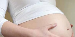 NHS urges parents-to-be to monitor baby movements