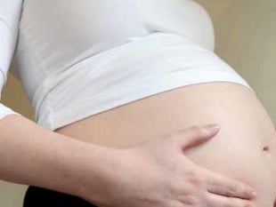 NHS urges parents-to-be to monitor baby movements