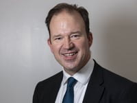 Jesse Norman MP quizzed on cost of sustainable aviation