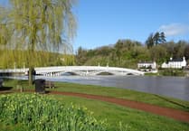 Old Wye Bridge closed to vehicles