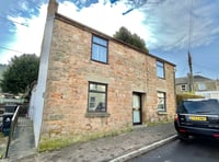 1600s cottage for sale was likely Lord of Ruardean's courthouse