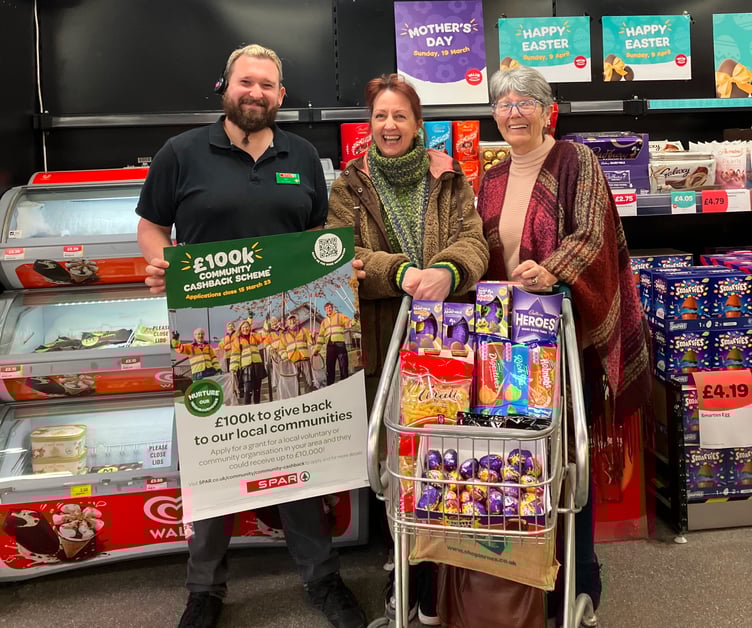 A donation to the Ross Meeting Centre is going towards further building their