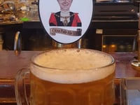 Ross-on-Wye's 'lockdown mayor' honoured with commemorative brew