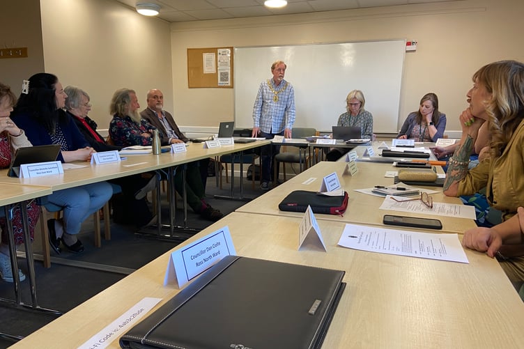 Ross-on-Wye Mayor Louis Stark address the councillors