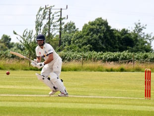 Cowles cracks huge 1,545 runs for 85.83 season average