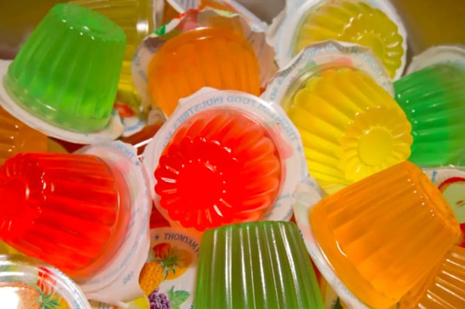 Jelly sweets containing konjak are banned