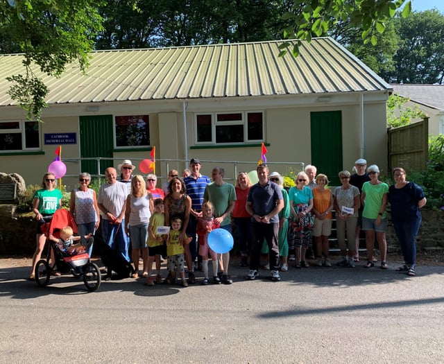 Catbrook residents join Ivor for his brave walk