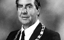 Tributes to community stalwart and former Mayor Derek Biddle