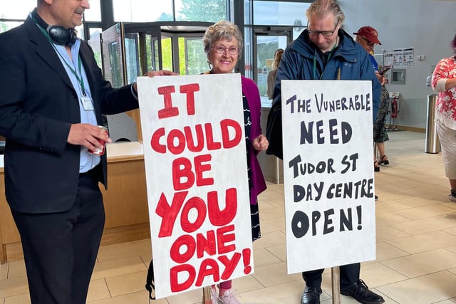 3,000 sign petition to save Tudor Centre