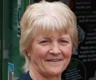 Cllr Julia Gooch proposed the motion that councillors support Anti-Bullying Week