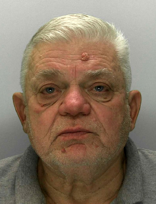 Suspended jail for 70 year-old man who sexually assaulted teens on buses