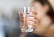 NHS urges checking on hydration in hot weather