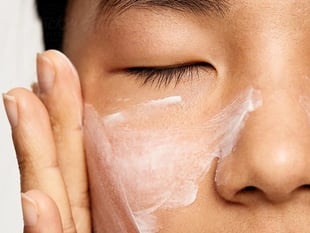 NHS warns: Protect your skin as temperatures rise
