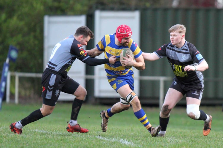 Kester Mobbs-Morgan looks for a gap