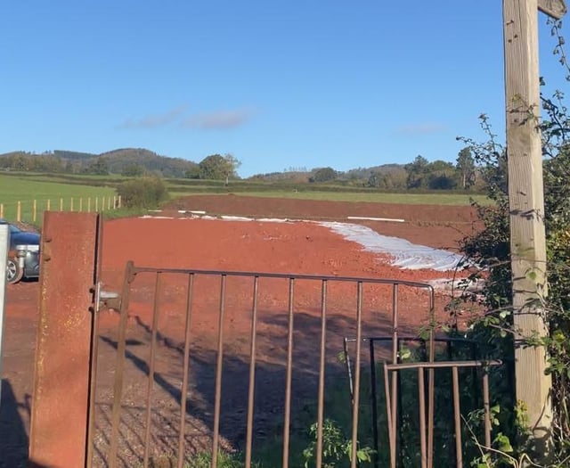 Letter - Dixton field works connected to water supply, not housing