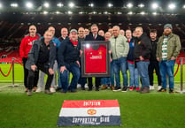 Wye Valley supporters club honoured by Man United legend Brian Robson