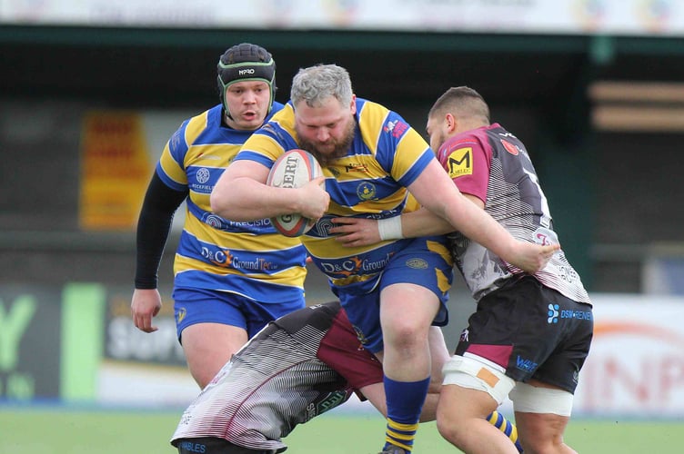 Tom Green on the charge