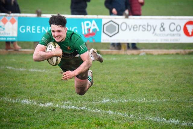 DRYBROOK SCORE 16
TRIES TO GO SECOND