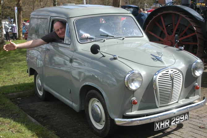 Right hand turn for Mark Harris from Cinderford in his Austin A35 from 1962, which he rebuilt over a four year period.