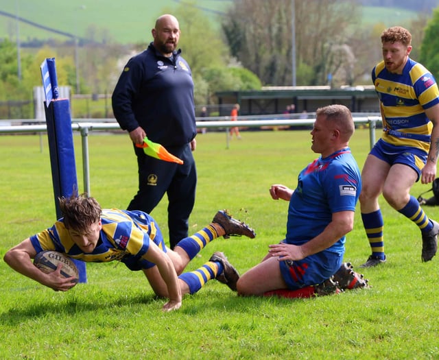 14-man Mon sign off with win 