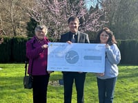 Forest of Dean Crematorium donates £1,000 to Winston's Wish
