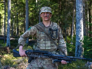 Coleford paratrooper on Estonia exercise