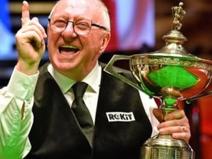 Cue stars roll back years to black ball final