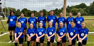 Juniors Women hit Worcester for six