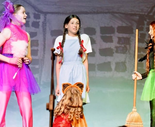 Youngsters follow the Yellow Brick Road in Oz-some show