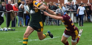 Nine-try Newent maul Malvern to stay top