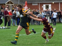 Nine-try Newent maul Malvern to stay top