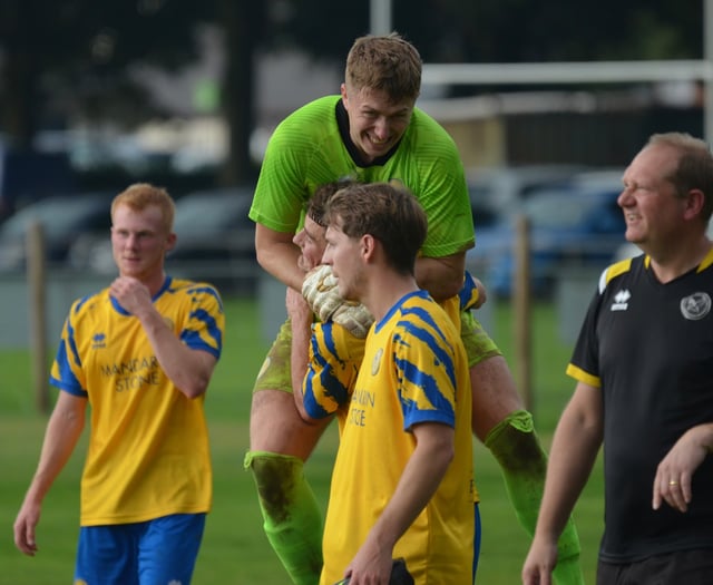 Kingfishers spring cup shock over City slickers