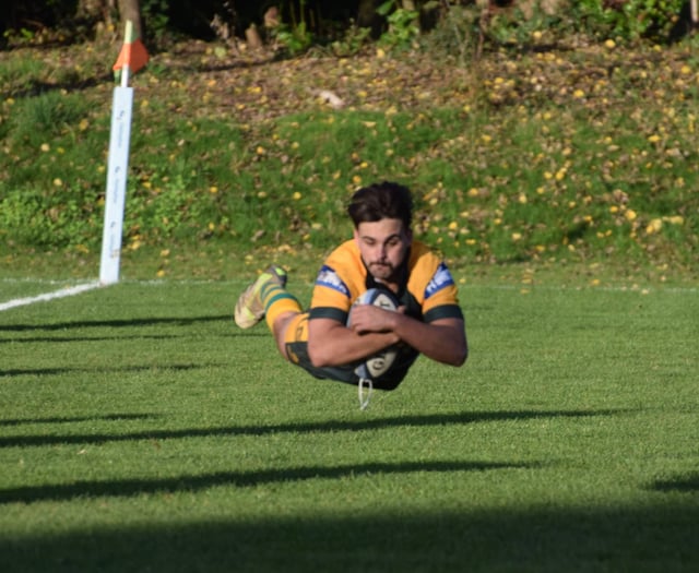 Newent survive tense
finale for narrow win