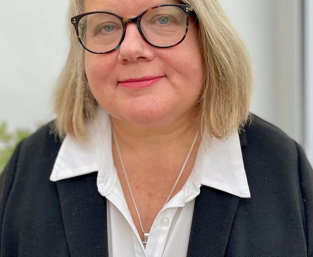 Councillor resumes cabinet role after 'holocaust' social media row