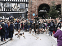 Hundreds turn out to see hunt ride out