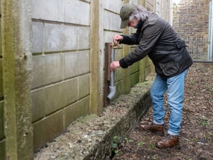 Welsh Water distribute free cold weather lagging kits