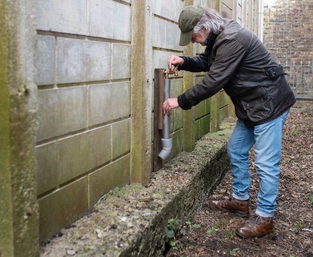 Welsh Water distribute free cold weather lagging kits