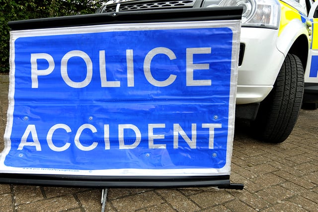 Moseley Green single- vehicle collision leads to road closure