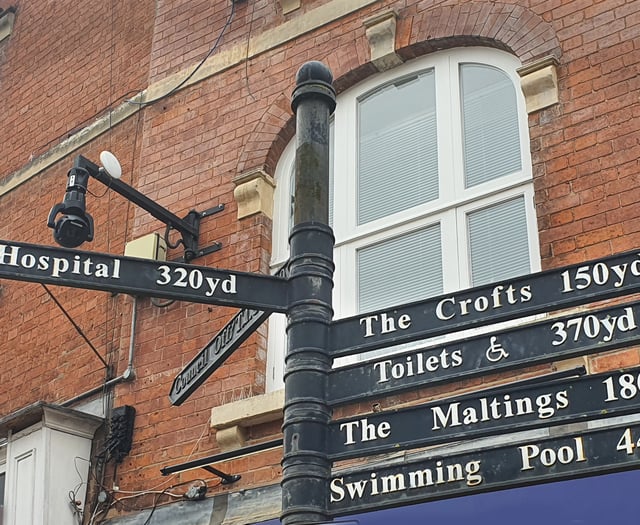 Scheme to revamp town’s fingerpost signage