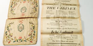 Jewellery and theatrical history in the spotlight at Smith's sale