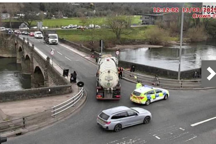 Traffic was unable to cross Wye Bridge owing to a broken down lorry