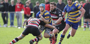 Tabb kicks 17 points as Mon down United