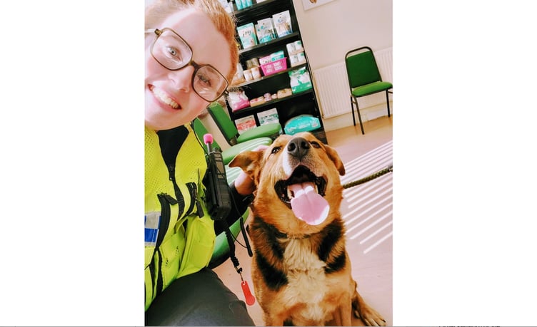 PCSO Megan Greaves with Jack the runaway dog