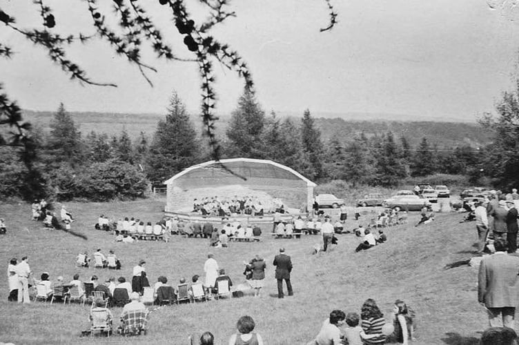 The original roof at Scarr in 1970s
